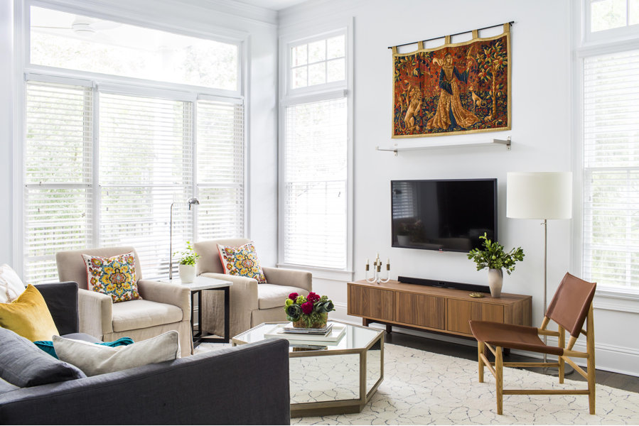 MidCentury Modern Living Room Design Photo by TERRACOTTA DESIGN BUILD